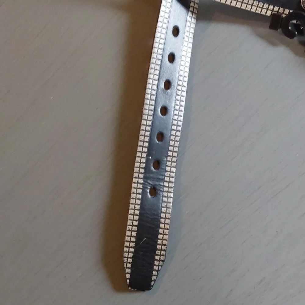 Levi's| Mens Black Leather Dress Belt W/ Fluer D Lis Silver Buckle Sz.L/ XL